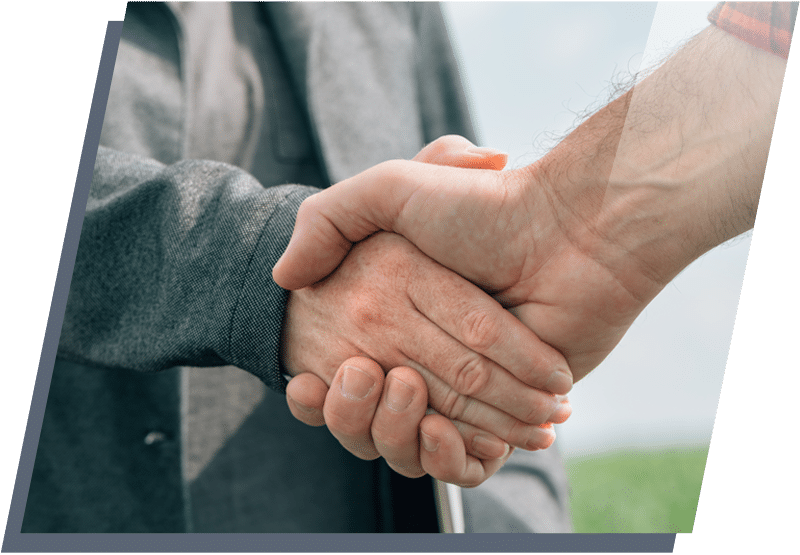refinance-your-mortage-BG-MOBILE-3 Two men shaking hands